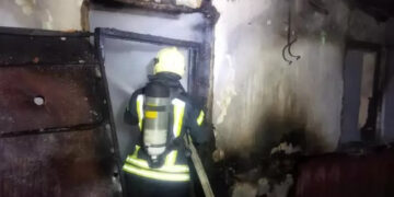 Загинув чоловік та постраждала жінка: на Прикарпатті горів житловий будинок (ФОТОФАКТ)