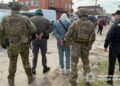 2 400 доларів за зняття з розшуку – у Миколаєві поліцейські викрили військовослужбовців ТЦК та СП за підозрою в отриманні неправомірної вигоди » Миколаївський Оглядач