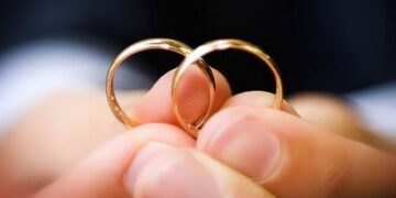 200 тисяч за “шлюб”: в Умані жінка двічі виходила заміж, щоб вивезти чоловіків за кордон