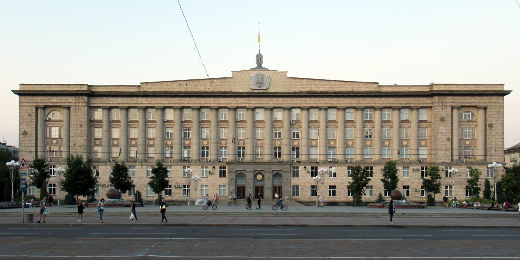 соборна площа