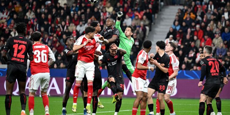 «Арсенал» на последних минутах спасся от поражения «Байеру 04» в первом матче 1/8 финала ЛЧ