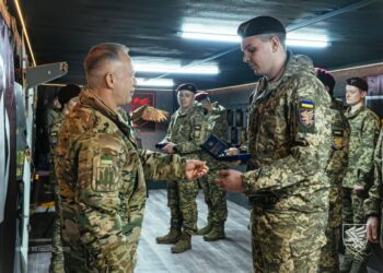 Десантник із Черкащини отримав “Срібний хрест” від Головнокомандувача ЗСУ