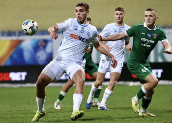 «Динамо» із голами Ярмоленка та Пономаренка здобуло вольову перемогу над «Оболонню»