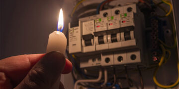 Графік відключень світла для Полтавщини 15 березня