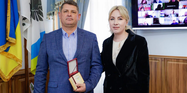 Керівник департаменту Бурштинської ТЕС отримав державну нагороду