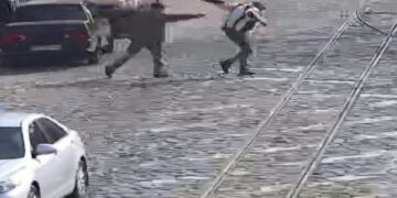 Конфлікт у Львові: поліція затримала військового, який стріляв у перехожого