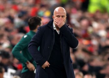 «Ливерпуль» сменит тренера этим летом. Арне Слота ожидает увольнение