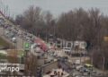 Масштабний затор по просп. Слобожанському утворився вранці 4 березня: що відомо |  |