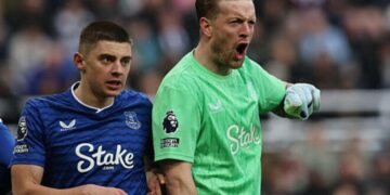 Миколенко помог «Эвертону» эффектно выиграть у «Челси»