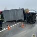 На Львівщині внаслідок ДТП перекинулись легковик та вантажівка: є загиблий
