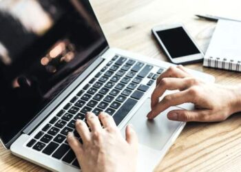 На Одещині виявили корупцію на закупівлі ноутбуків :: Інтент :: Суспільно-політичне видання:: Регіональна мережа якісної журналістики