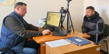 Не виконав умов контракту: у Черкасах оштрафували студента-іноземця та зобов’язали виїхати з країни