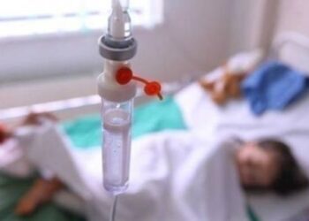 Проковтнув побутову хімію: у Львові лікарі врятували 3-річного хлопчика