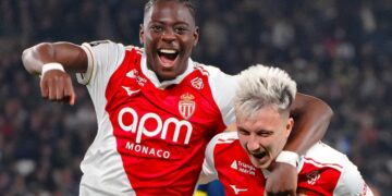 «ПСЖ» сенсационно дома проиграл «Монако» в 25-м туре чемпионата Франции