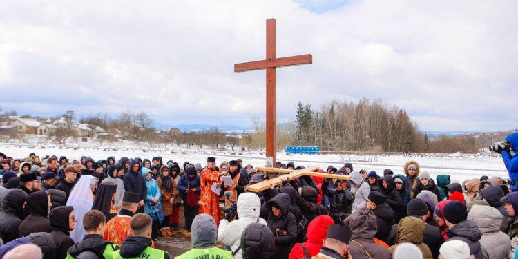 «Шлях молитви і єднання»: на Івано-Франківщині відбудеться спільна Хресна дорога