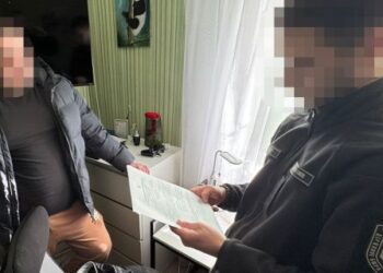 У Києві нацгвардієць продав два автомати Калашникова