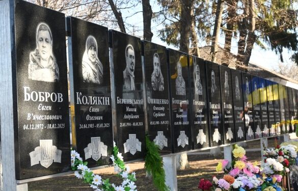 У Лебедині відкрили меморіальні дошки загиблим захисникам