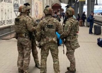 У Львові СБУ та поліція перевірятимуть документи і авто до 9 березня