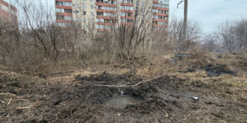 У Запоріжжі екологи обстежили місця ударів БпЛА 7 березня у Дніпровському районі – що виявили фахівці | Новости Запорожья