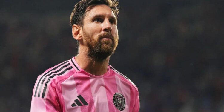 В клубе Месси назвали сумму, которую он получает за год работы