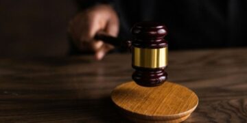 Військові отруїлись алкоголем, один помер: на Львівщині судили сержанта