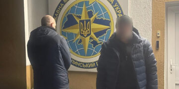 З Івано-Франківщини та Львівщини депортували 30 іноземців