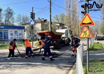 Асфальтування на вулицях Миколаєва » Миколаївський Оглядач