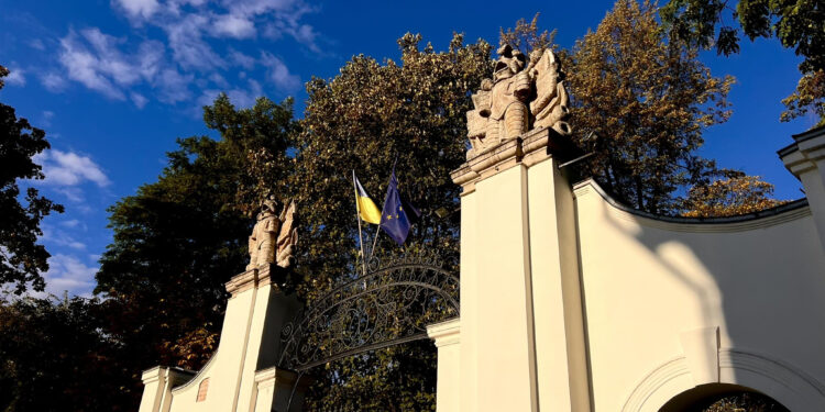 «Це був виклик від самого початку»: як відновлюють Палац Потоцьких в Івано-Франківську