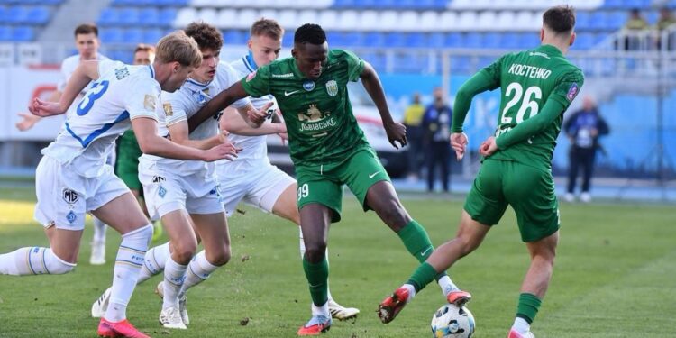 «Динамо» сенсационно проиграло «Карпатам» в 22-м туре АПЛ