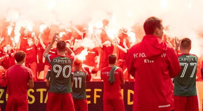 Друга ліга. Локомотив проти Чайки у центральному матчі туру