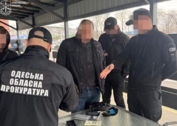 Інспектора Одеської митниці затримали за вимагання :: Інтент :: Суспільно-політичне видання:: Регіональна мережа якісної журналістики