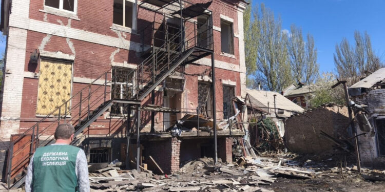 Які наслідки ворожих атак на Запоріжжя 16 і 17 квітня для екології – Державна екологічна інспекція Південного округу | Новости Запорожья