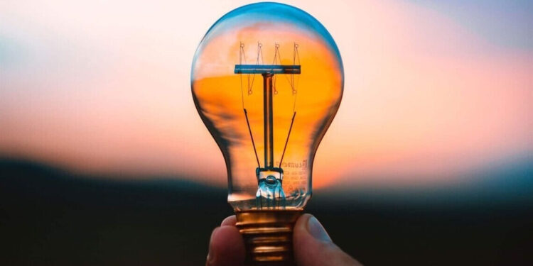 На Прикарпатті оновили графіки вимкнень електроенергії: як перевірити свою чергу