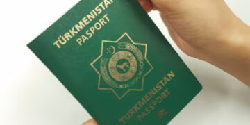 Не виїхав після скасування посвідки: громадянину Туркменістану винесли рішення про повернення — Новости Черкасс