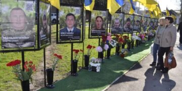 Перше жіноче обличчя: Алею Героїв у Звенигородці доповнили новими іменами