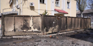 Шахед вдарив по центру Запоріжжя 16 квітня: постраждав дворічний хлопчик, пошкоджено соцццентр | Новости Запорожья