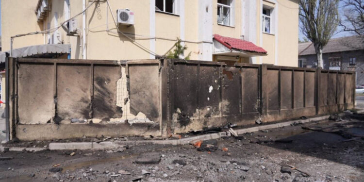 Шахед вдарив по центру Запоріжжя 16 квітня: постраждав дворічний хлопчик, пошкоджено соцццентр | Новости Запорожья