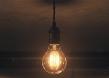 У Черкаській області запровадили аварійні відключення світла через наслідки атак