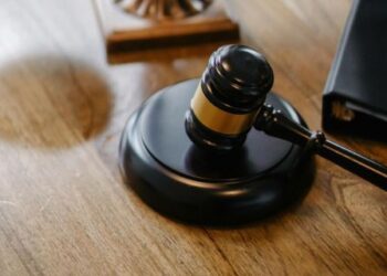 У Києві хлопці заробляли на замовленнях для росіян