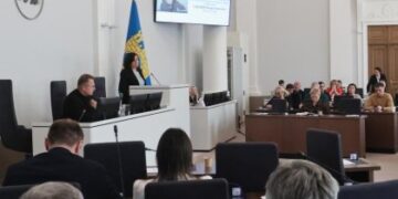 Витрати бюджету Львова на закордонні поїздки депутатів: деталі