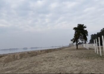 Вивезли гори сміття: яка ситуація на одному із черкаських пляжів