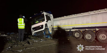 Водійка загинула на місці: деталі потрійної аварії у Галичі (ФОТО)