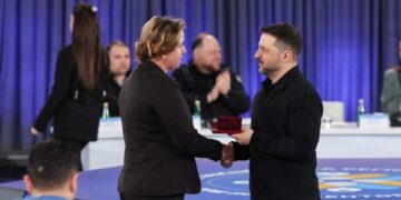 Зеленський нагородив очільницю однієї з громад Черкащини орденом