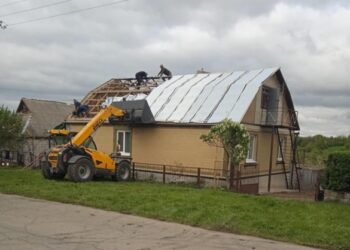 На Черкащині ліквідовують руйнування після російської атаки: четверо людей у лікарнях