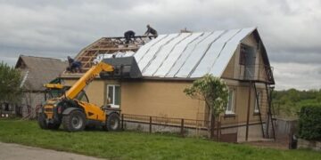 На Черкащині ліквідовують руйнування після російської атаки: четверо людей у лікарнях