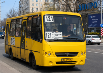 121