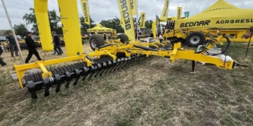 BEDNAR вперше презентував коток GALAXY на Дні поля AGRO Кіровоградщина – ЭКОНОМИКА