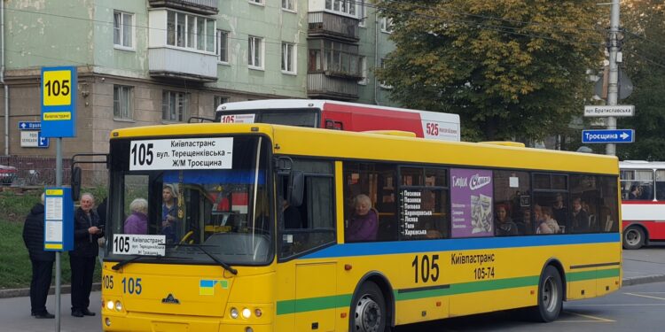 автобус 105 в Киеве