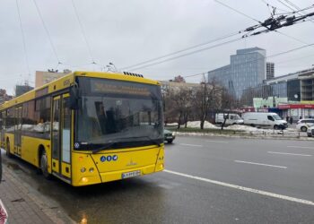 Автобус №2М, Київ: маршрут, розклад руху, зупинки