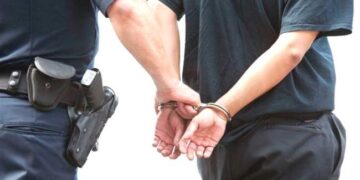 Експоліцейській з Чорноморська отримав строк за насильство